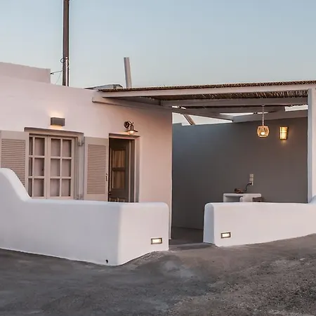 Holiday home Aerides Milos Mandrakia