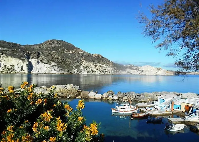 Holiday home Aerides Milos Mandrakia